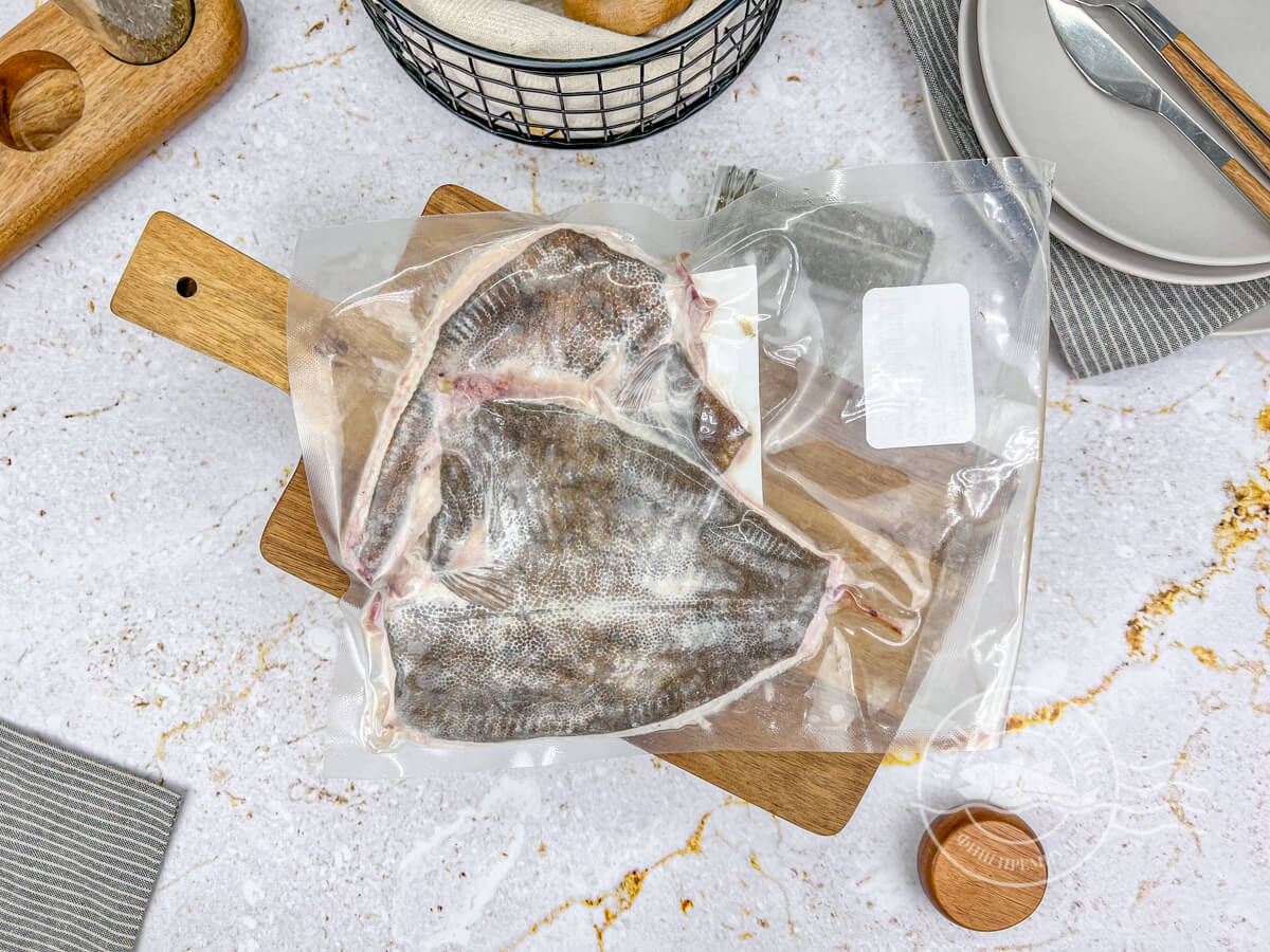 Камбала желтобрюхая свежемороженая ~ 400 г